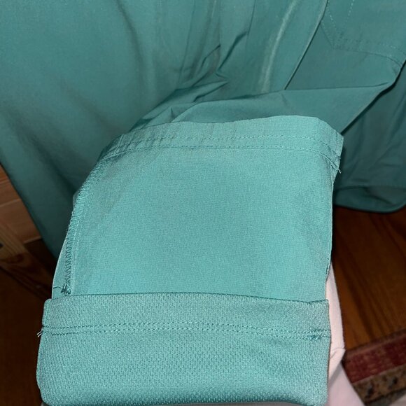 Figs FreeX Women's Scrub Set - Picture 5 of 5